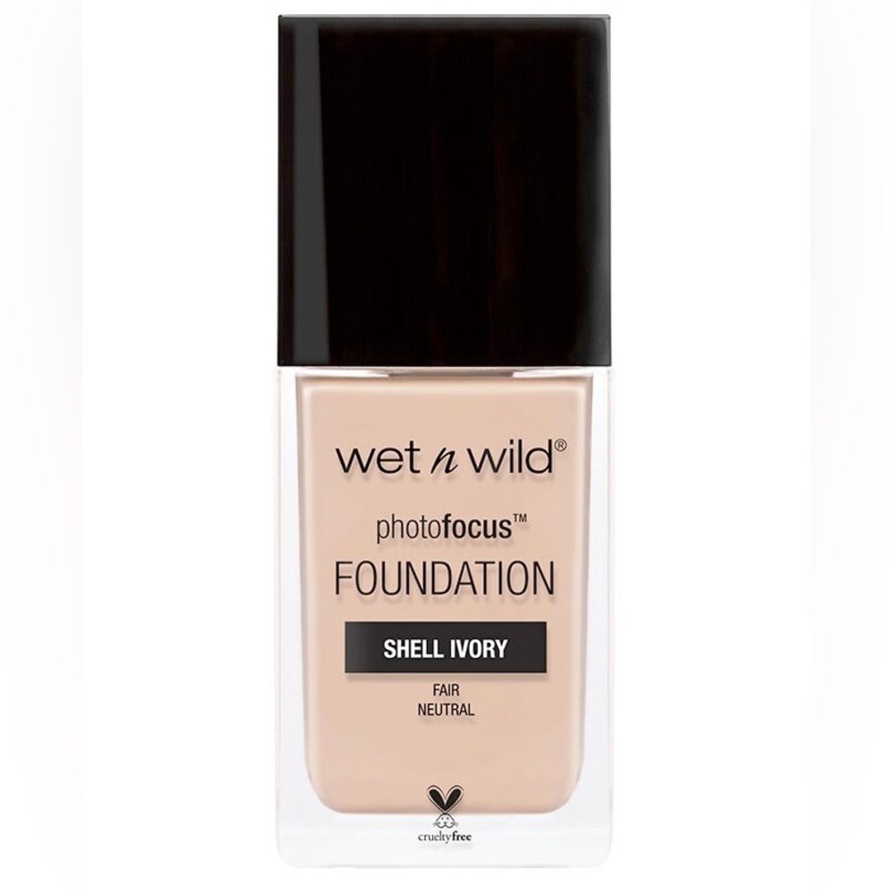 Wet n Wild Photofocus Foundation (Shell Ivory)
